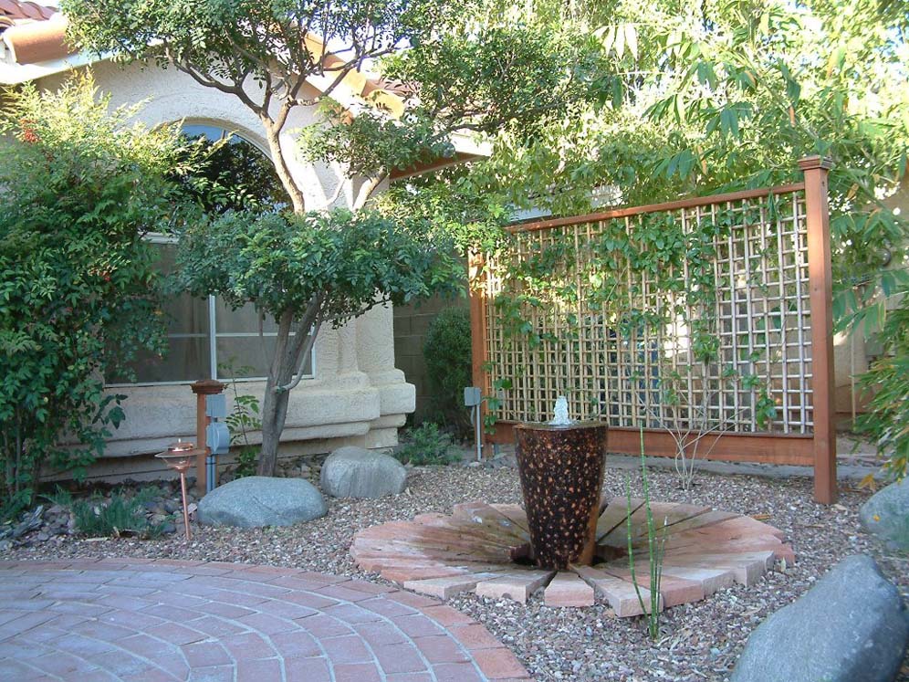 Bubbling Fountain Greeting